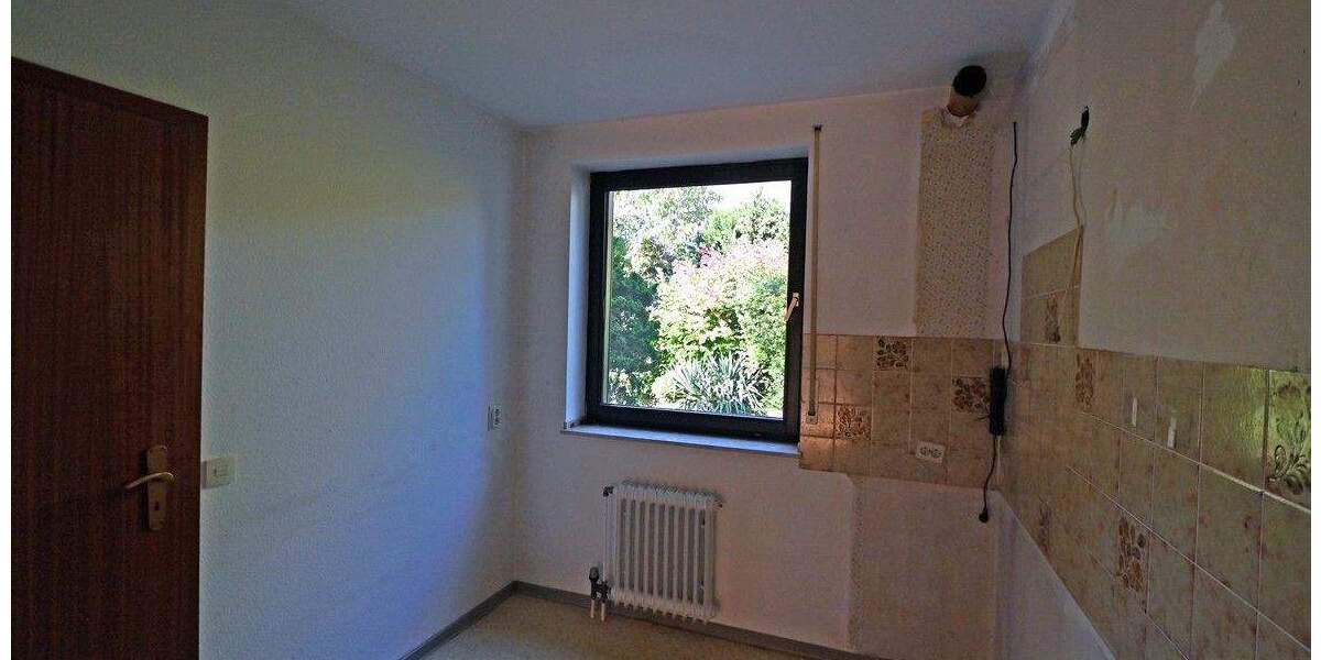 Heisinger Sahneschnittchen! Überarbeitungsbedürftiges RMH mit Garten & TG-Stellplatz in Bestlage 4 zimmer