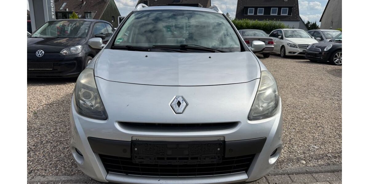 Renault Clio 189.000 km 2.400 &euro; Essen 45355