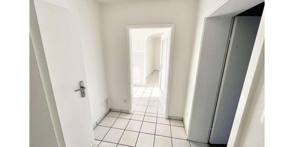 Etagenwohnung Gelsenkirchen Ückendorf - 3 Zimmer, 80 m&sup2;, 600&euro; | Angebot:26182873