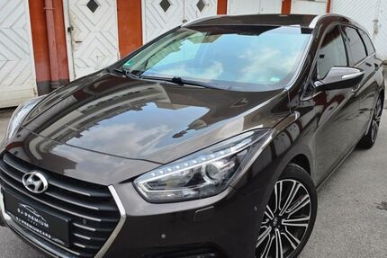 Hyundai i40 155.980 km 9.900 &euro; Wuppertal 42103