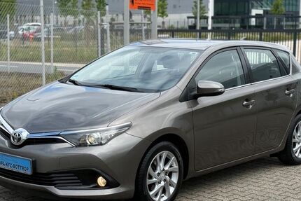 Toyota Auris 56.954 km 12.999 &euro; Bottrop 46238