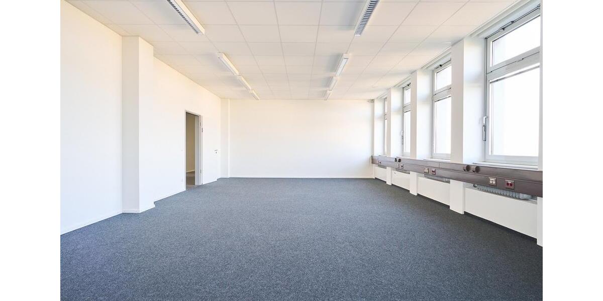 Sofort verfügbar: Ihr All-Inclusive-Büro mit flexiblen Anmietoptionen zimmer