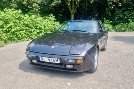 Porsche 944 229.000 km 31.944 € Düsseldorf 40489