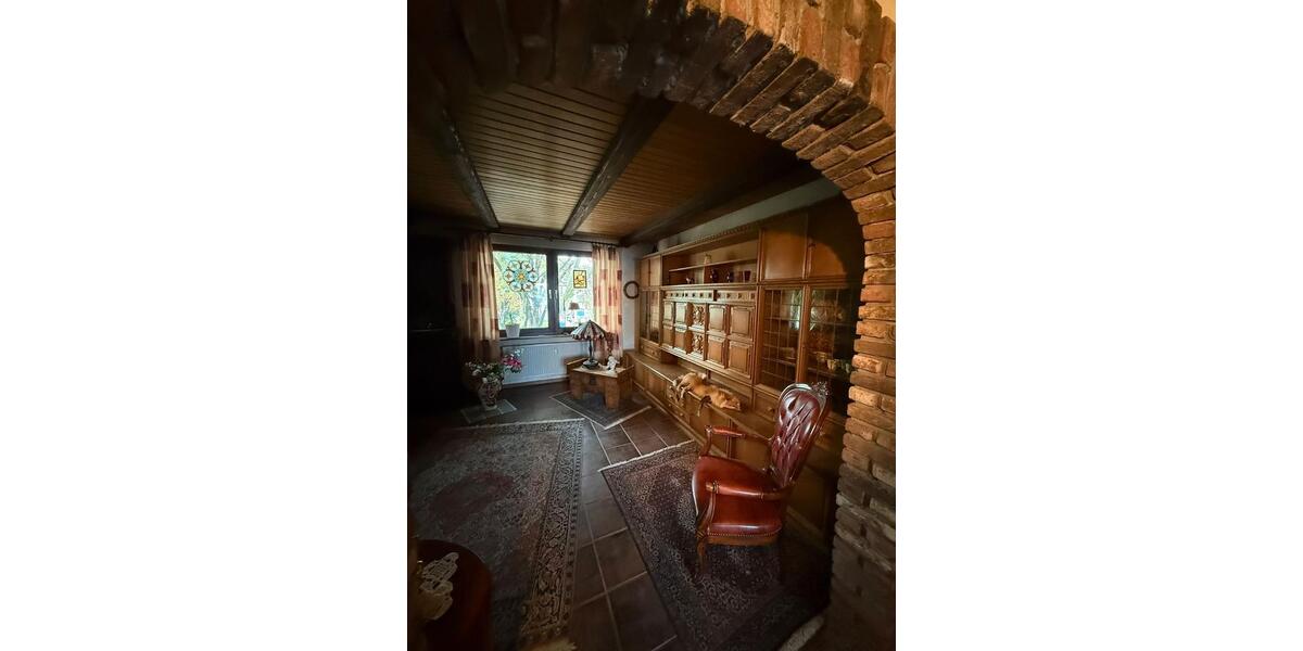 Etagenwohnung Duisburg Mittelmeiderich - 3 Zimmer, 94 m&sup2;, 145.000&euro; | Angebot:26380330