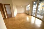 Sonnige Wohnung mit offener Küche und Balkon Nähe Westpark (Frisch gestrichen) 2 zimmer