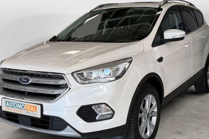Ford Kuga 61.394 km 17.379 &euro; Duisburg 47138