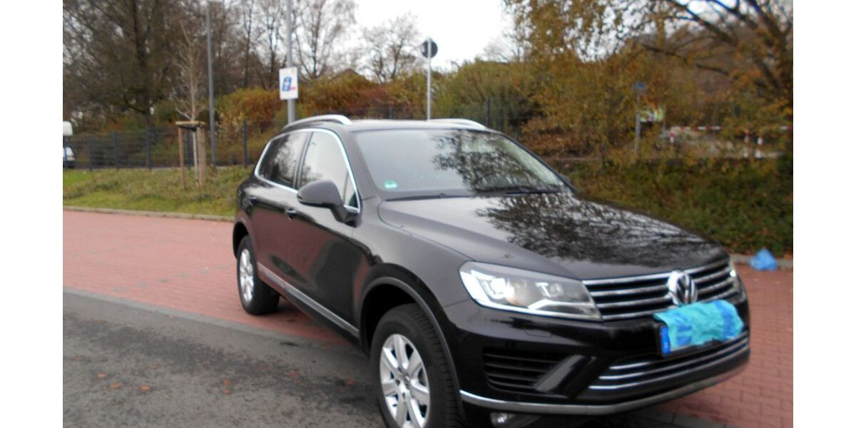 VW Touareg 211.000 km 17.100 € Wuppertal 42115