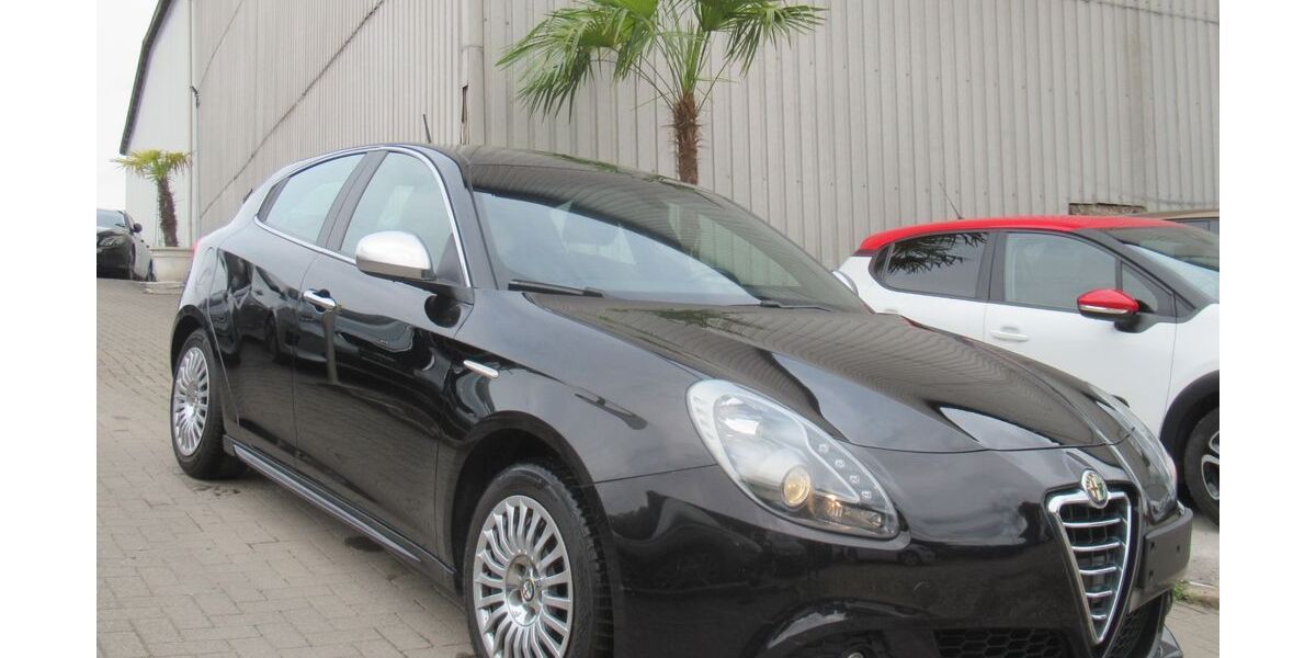 Alfa Romeo Giulietta 83.685 km 7.490 &euro; Herne 44653
