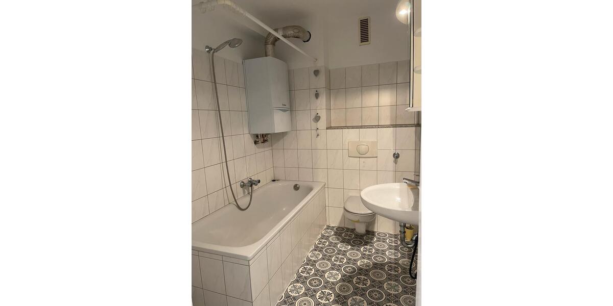 Etagenwohnung Wuppertal Lichtenplatz - 2.5 Zimmer, 64 m&sup2;, 500&euro; | Angebot:26387855