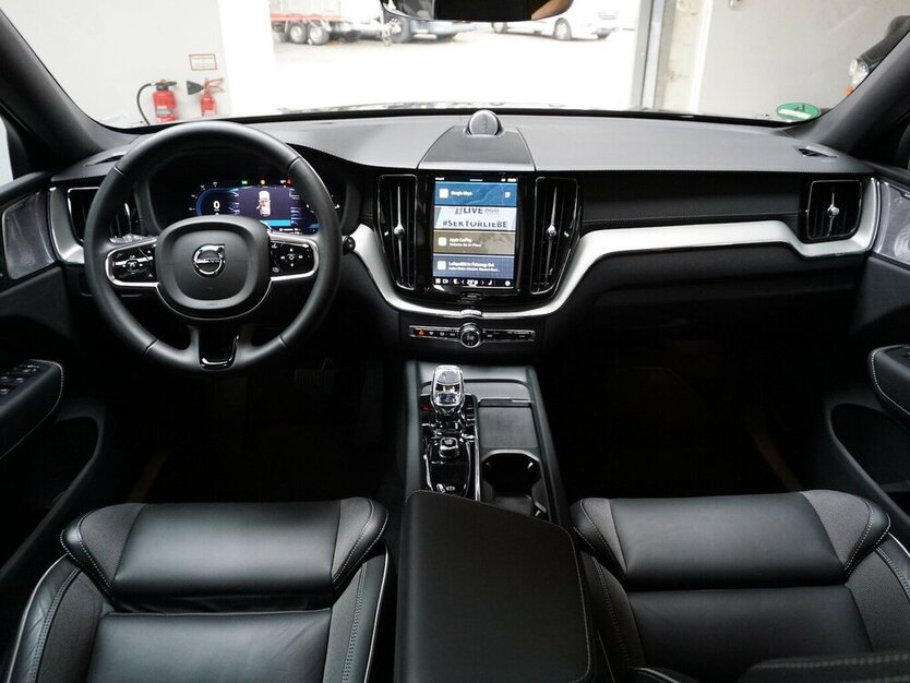 XC60 T8 Polestar B&W Pano 360° Leder HuD 22´