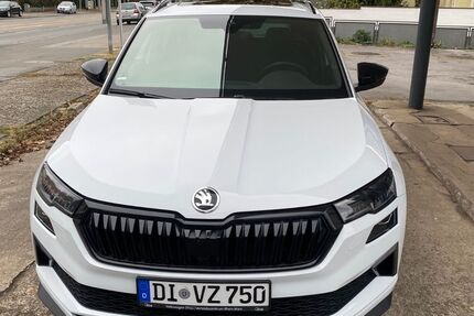 Skoda Karoq 65.000 km 28.990 € Dortmund 44229