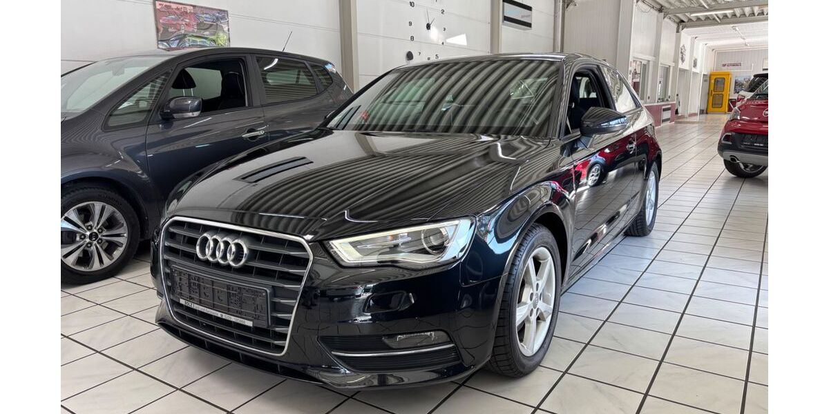 Audi A3 100.000 km 10.900 &euro; Essen - Karnap 45329