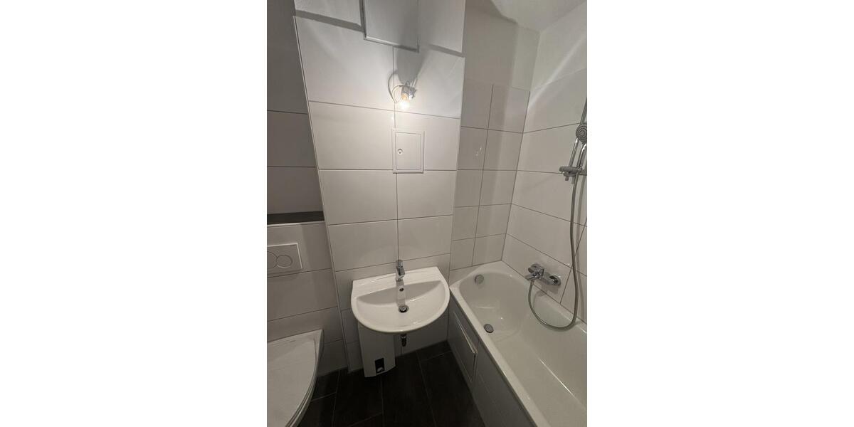 Erdgeschoßwohnung Duisburg Mittelmeiderich - 3 Zimmer, 54 m&sup2;, 409&euro; | Angebot:26255957