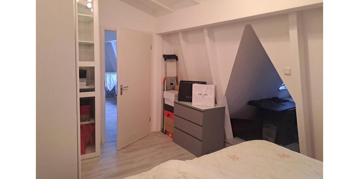 Dachgeschoßwohnung Herne Wanne-Bickern - 2 Zimmer, 78 m&sup2;, 545&euro; | Angebot:26131011