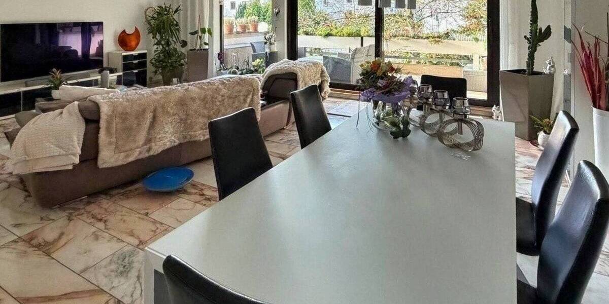Etagenwohnung Dortmund Hombruch - 3 Zimmer, 100 m&sup2;, 1.250&euro; | Angebot:26826252