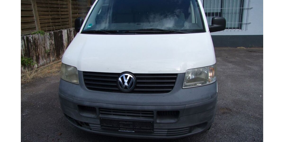 VW T5 Transporter 306.120 km 2.700 &euro; Bochum 44807