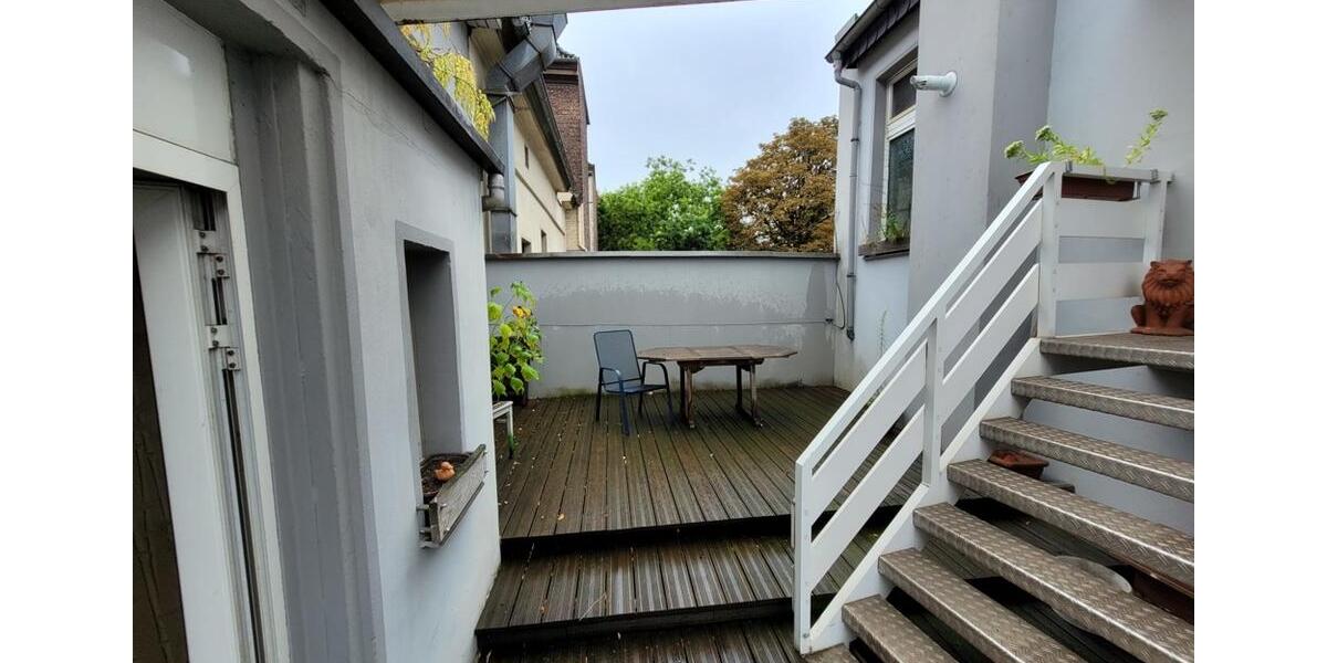 Helle Wohnung mit großem Wohnbereich| Gemeinschaftliche Terrassen-Nutzung 3 zimmer