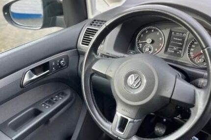 VW Touran 144.569 km 9.000 € Essen 45136