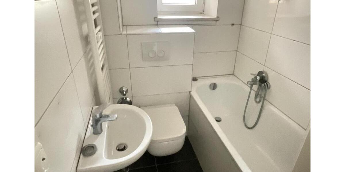 Erdgeschoßwohnung Duisburg Duisburg-Mitte - 2 Zimmer, 59 m&sup2;, 499&euro; | Angebot:23721676