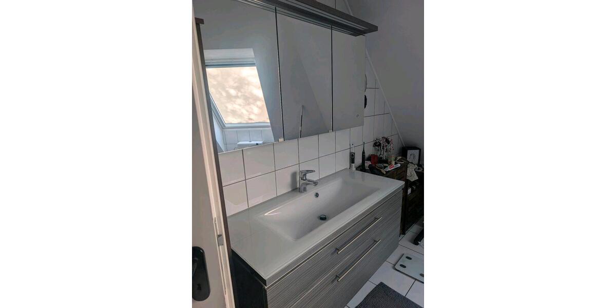 Dachgeschoßwohnung Bochum Bochum-Südwest - 3 Zimmer, 110 m&sup2;, 980&euro; | Angebot:26347710