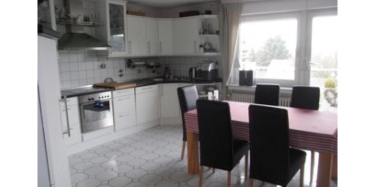 Dönberg: 4-Zi.-Whg.: Garten, Garage, Sauna + Kamin - Ein Traum! 4 zimmer