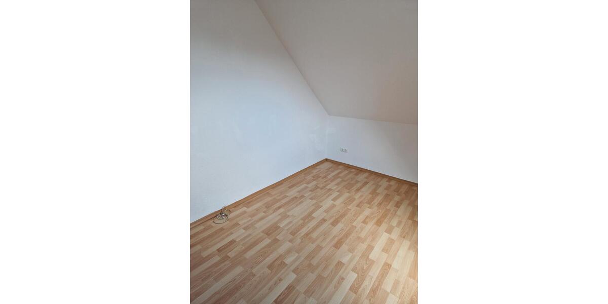 Dachgeschoßwohnung Bochum Bochum-Nord - 3.5 Zimmer, 78 m&sup2;, 500&euro; | Angebot:26395393