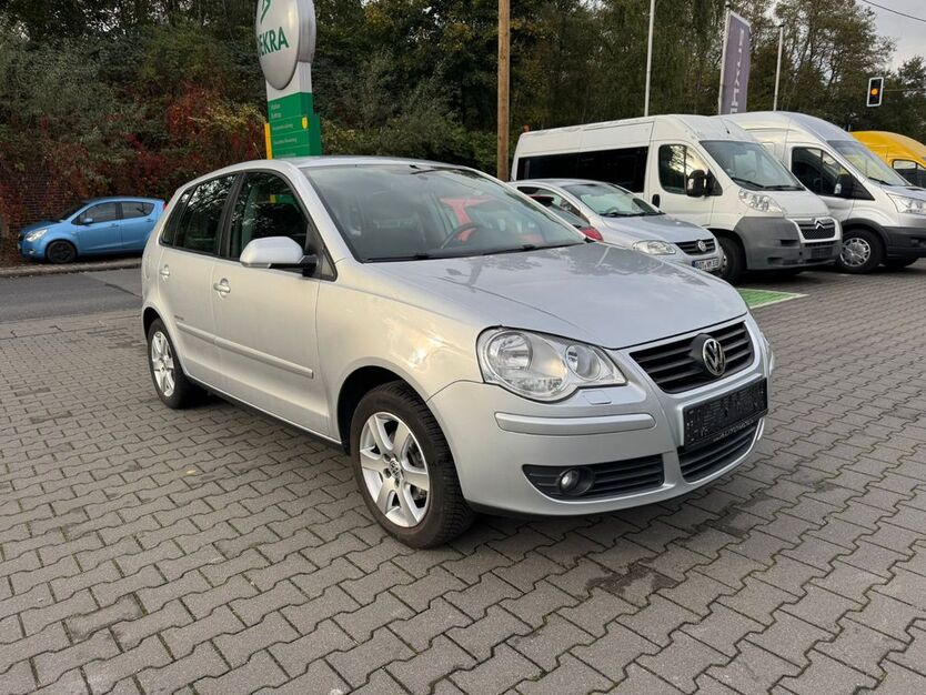 VW Polo 106.000 km 3.990 € Bottrop 46238