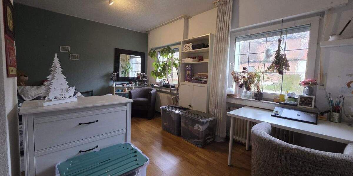 Lichtdurchflutete Eigentumswohnung mit Garten & vielseitigem Souterrain 5 zimmer