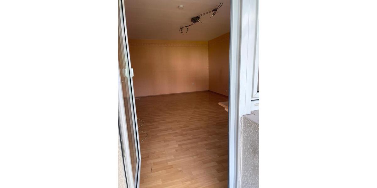 Einfamilienhaus Duisburg - 6 Zimmer, 150 m&sup2;, 2.160&euro; | Angebot:26215500