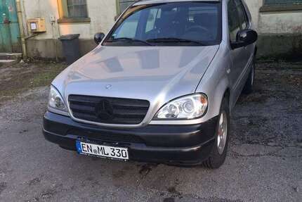 Mercedes-Benz ML 320 273.158 km 1.050 &euro; Sprockhövel 45549