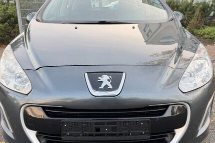 Peugeot 308 279.000 km 2.499 &euro; Oberhausen 46047