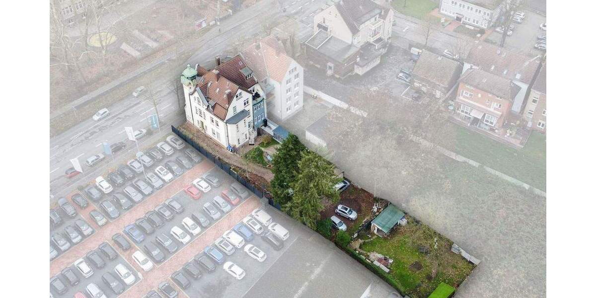 4 Einheiten - 3 Garagen - 1000 m² Grundstück 1 zimmer