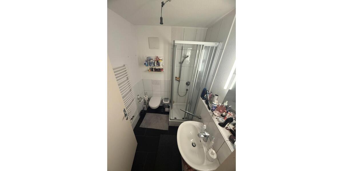 Etagenwohnung Oberhausen - 1 Zimmer, 36 m&sup2;, 350&euro; | Angebot:26380998