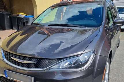 Chrysler Pacifica 93.248 km 26.990 &euro; Hervest (Dorsten) 46284