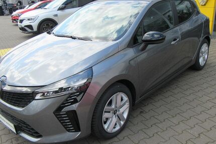 Renault Clio 2.990 km 23.790 &euro; Bochum 44795