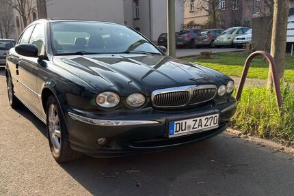 Jaguar X-Type 136.000 km 3.400 &euro; Duisburg 47177