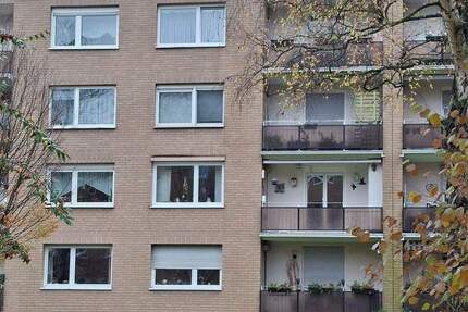 Wohnen am Nienhauser Park - gepflegte 3,5 Raum-Wohnung mit Balkon 3 zimmer