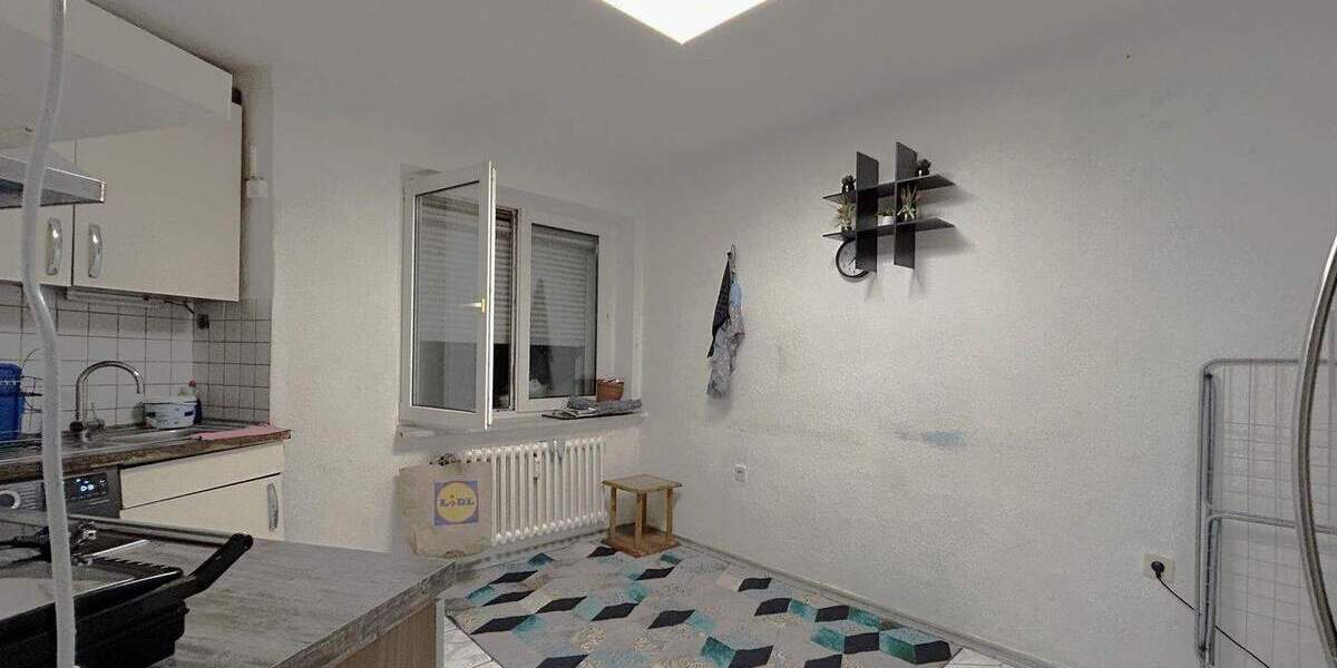 Etagenwohnung Duisburg Untermeiderich - 3 Zimmer, 82 m&sup2;, 129.000&euro; | Angebot:24793810