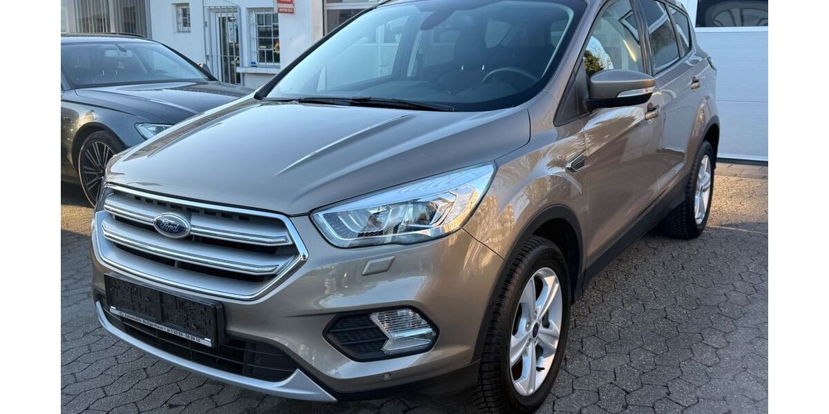 Ford Kuga 93.445 km 11.998 &euro; Heiligenhaus 42579