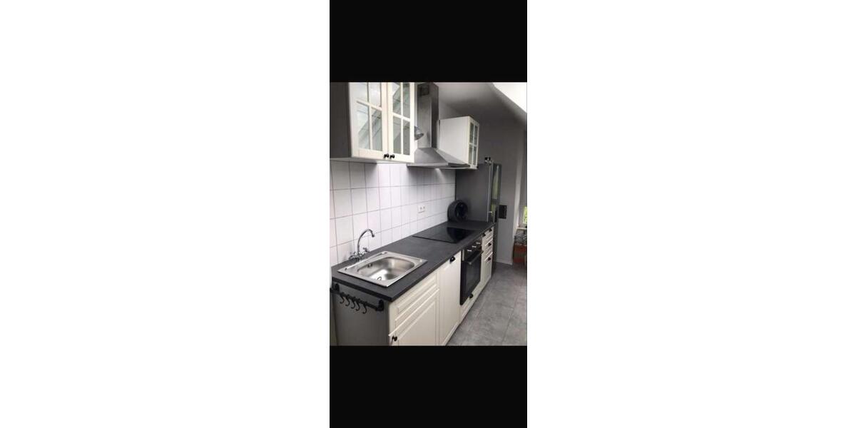 Dachgeschoßwohnung Duisburg Großenbaum - 2.5 Zimmer, 67 m&sup2;, 930&euro; | Angebot:26235851