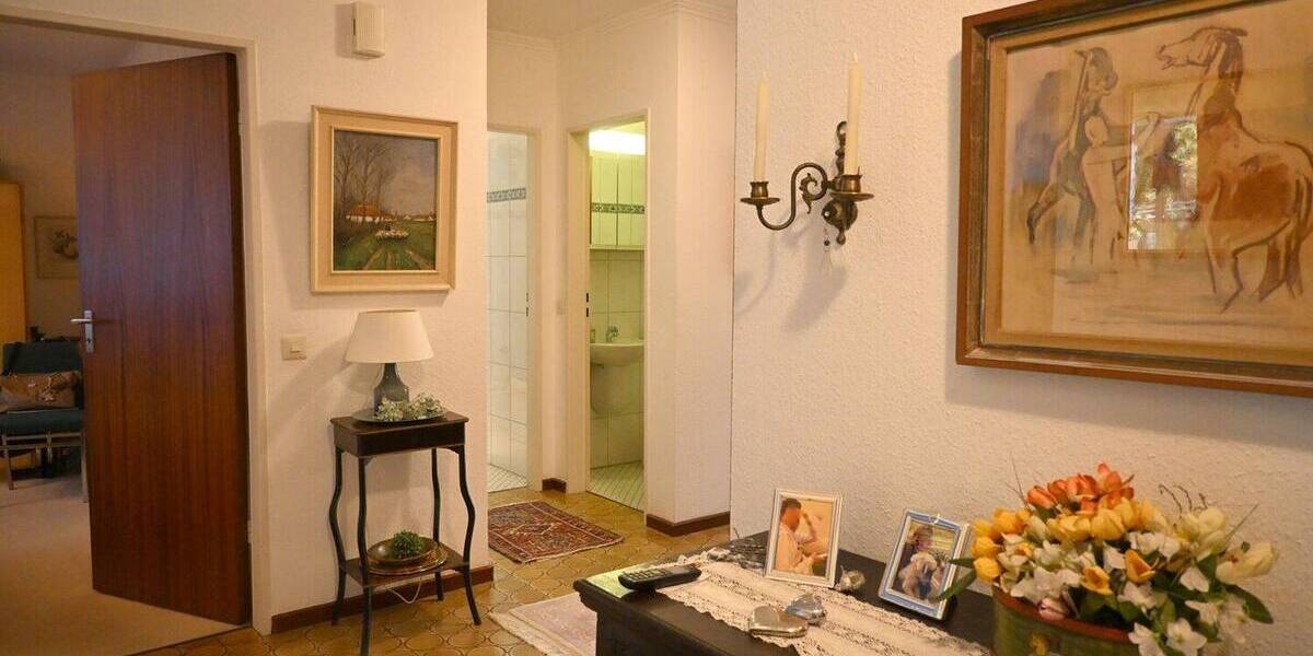 Etagenwohnung Essen / Stadtwald Stadtwald - 3 Zimmer, 97 m&sup2;, 265.000&euro; | Angebot:26388995