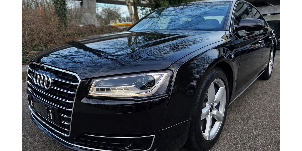 Audi A8 224.870 km 23.200 &euro; Essen 45276