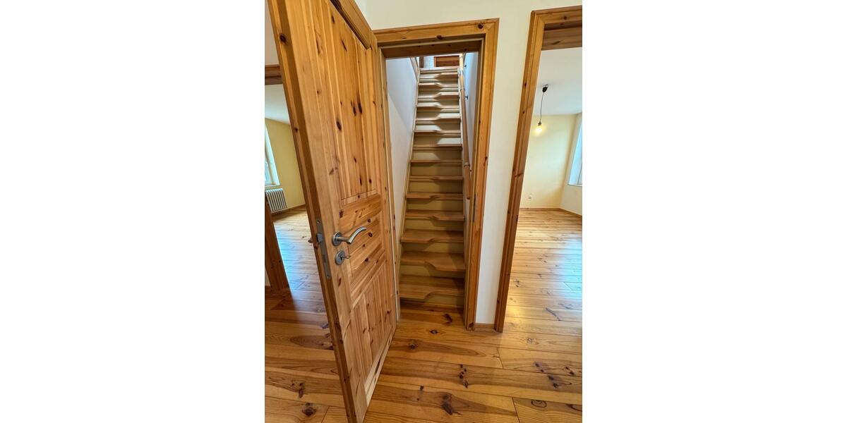 Doppelhaushälfte Duisburg Duisburg-Mitte - 4.5 Zimmer, 120 m&sup2;, 1.300&euro; | Angebot:25297593