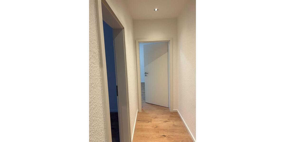 Schöne Altbau-Wohnung, kernsaniert, Einbauküche neu, Essen Südost 1 zimmer