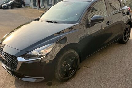 Mazda 2 99.000 km 11.900 &euro; Mülheim an der Ruhr 45481