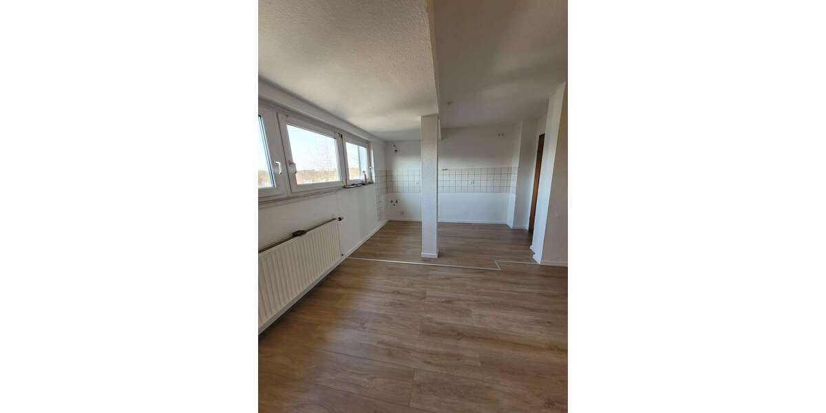 Etagenwohnung Oberhausen Lirich - 4 Zimmer, 90 m&sup2;, 718&euro; | Angebot:25336875