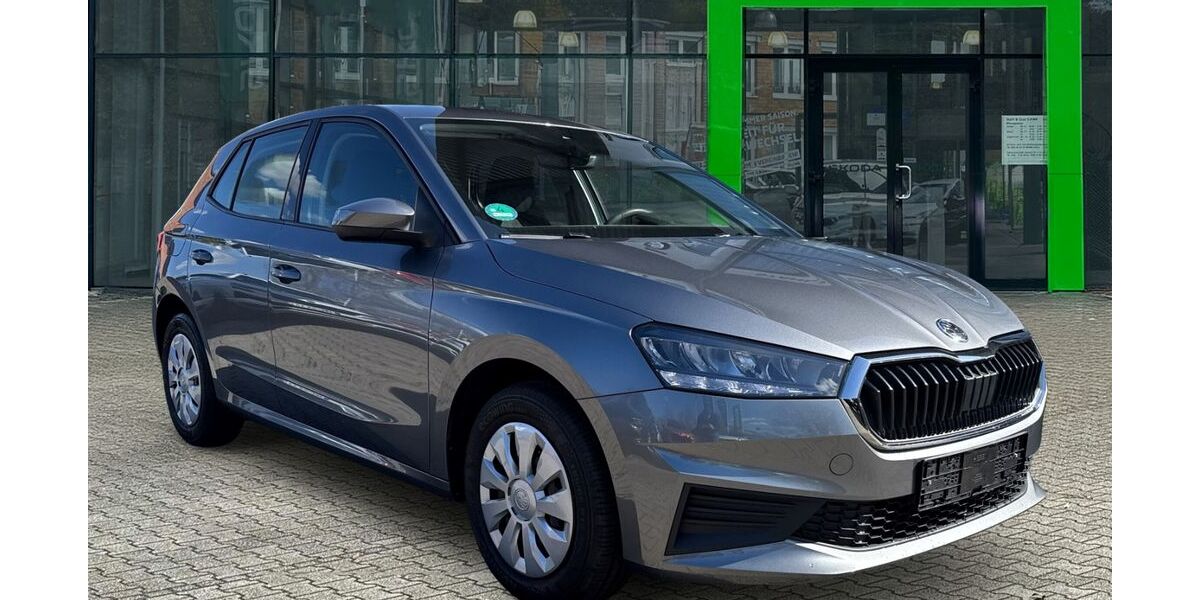 Skoda Fabia 47.059 km 14.990 &euro; Mülheim an der Ruhr 45479