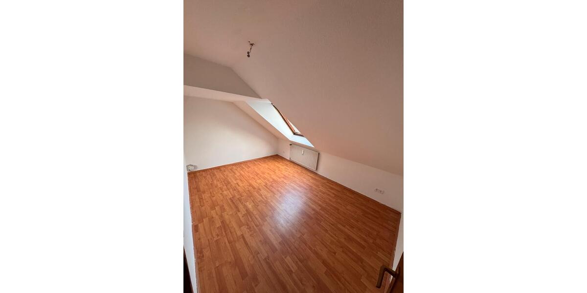 Dachgeschoßwohnung Herne Baukau - 2 Zimmer, 40 m&sup2;, 550&euro; | Angebot:24745910
