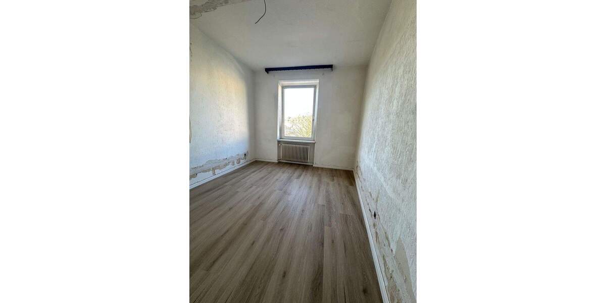 Etagenwohnung Bochum Gerthe - 5 Zimmer, 100 m&sup2;, 981&euro; | Angebot:25824690