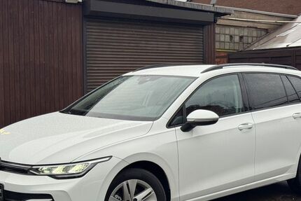 VW Golf 7.308 km 23.900 &euro; Duisburg 47179